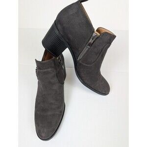 Franco Sarto Women's Size 8M Halle2 Boots Block Heel Grey Suede Buckle Bootie